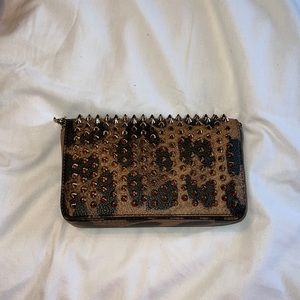 AUTHENTIC CHRISTIAN LOUBOUTIN - ZOOMPOUCH CALF EMP MAXI LEOPARD SPIKES NWT
